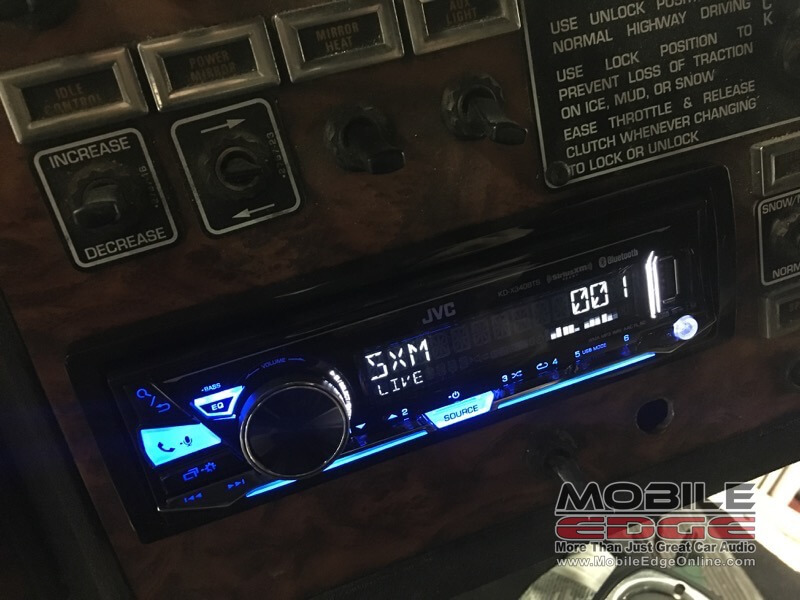 Kenworth W900 Audio