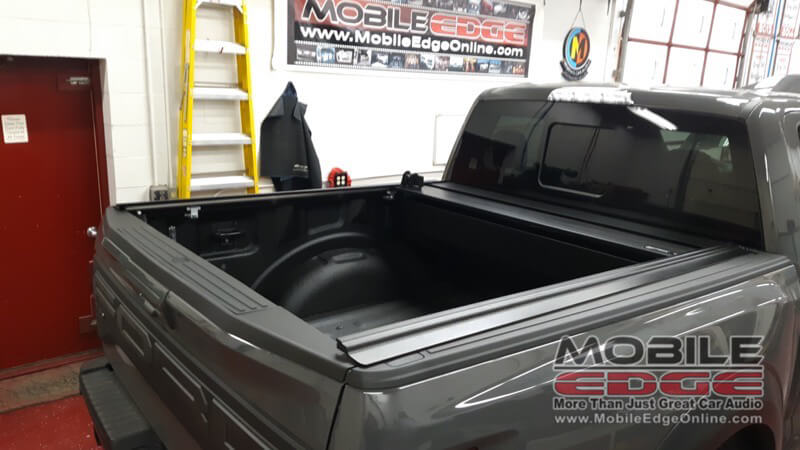 2020 Ford F-150 Raptor Gets a RetraxPro MX Bed Cover Upgrade