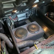 Freightliner Stereo