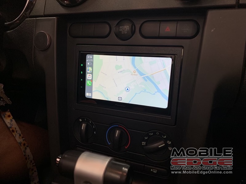 Radio and Backup Camera Upgrade Adds New Tech to 2005 Ford Mustang