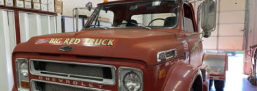 “Big Red Truck”: 1972 Chevrolet C60 Fire Truck Gets New Radio Upgrade