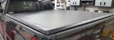 Bed Cover Installed on Slatington 2018 Chevrolet Silverado